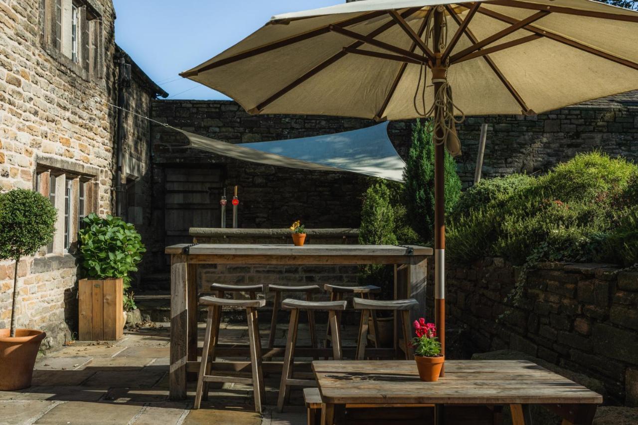 The Old Hall Inn Chinley Exterior foto